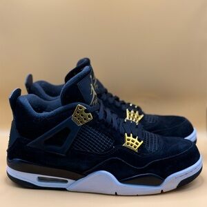 Nike Air Jordan 4 Retro Royalty Size 9.5 Black and Gold Sneakers